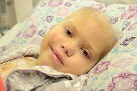 “Путин мне не помог!”… Россиянка просит “нациков” и “бандеровцев” спасти ее больного ребенка