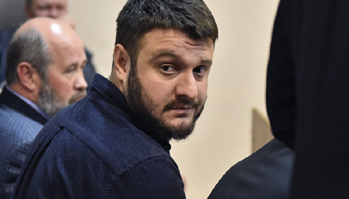 Суд снял арест с имущества сына Авакова