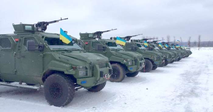 Кабмин закупит в 2017 году тысячу броневиков «Спартан» – Ляшко