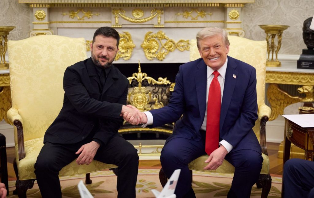 Трамп змінив риторику щодо України: Зеленський заявив, що президент США підтримує Україну "до кінця"