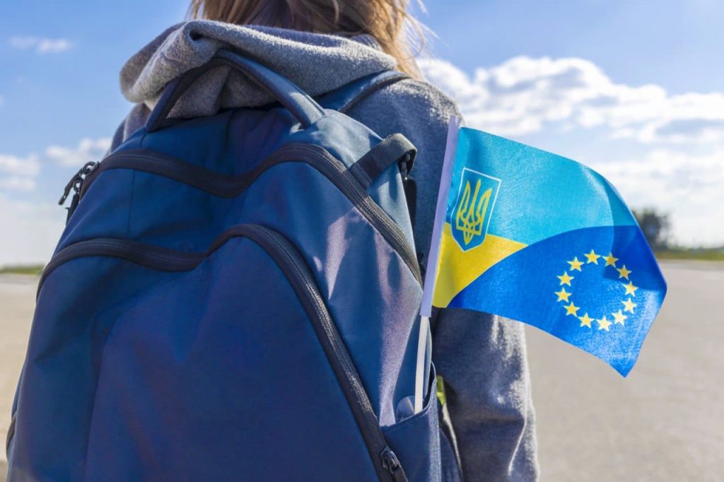 Повернення додому або новий статус: ЄС розробив план для українських біженців до 2027 року