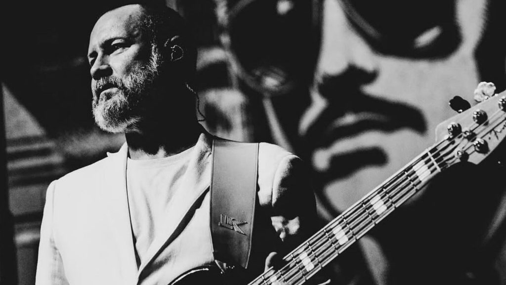Помер басист Limp Bizkit Сем Ріверс: що відомо про нього та його вклад в легендарний гурт
