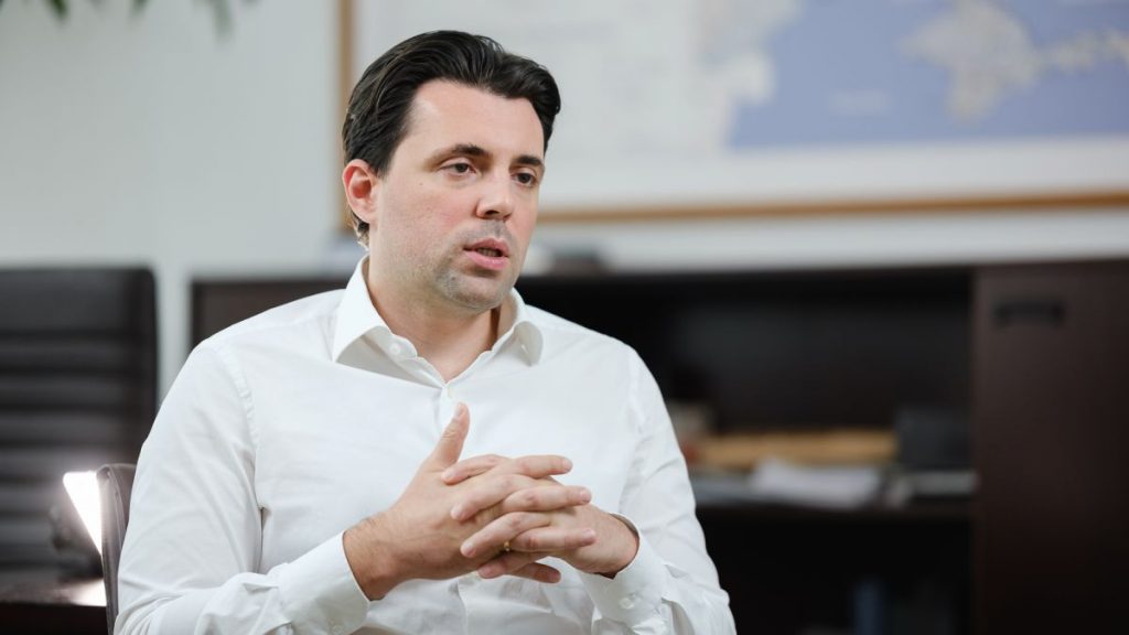 Шахрайство в «Укренерго»: ДБР затримало ексглаву компанії Володимира Кудрицького Шахрайство в «Укренерго»: ДБР затримало ексглаву компанії Володимира Кудрицького