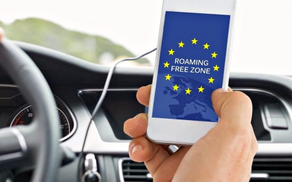 Роумінг як вдома: як українці зможуть користуватися мобільним зв'язком у ЄС без додаткових витрат