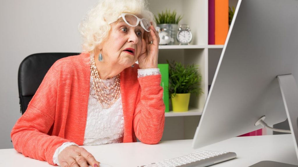 Як пенсіонеру в Україні пройти онлайн‑ідентифікацію через «Дію» та ПФУ в 2026 році