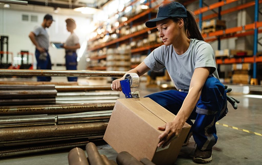 Як знайти роботу в Польщі без посередників: де шукати вакансії напряму та як перевірити роботодавця