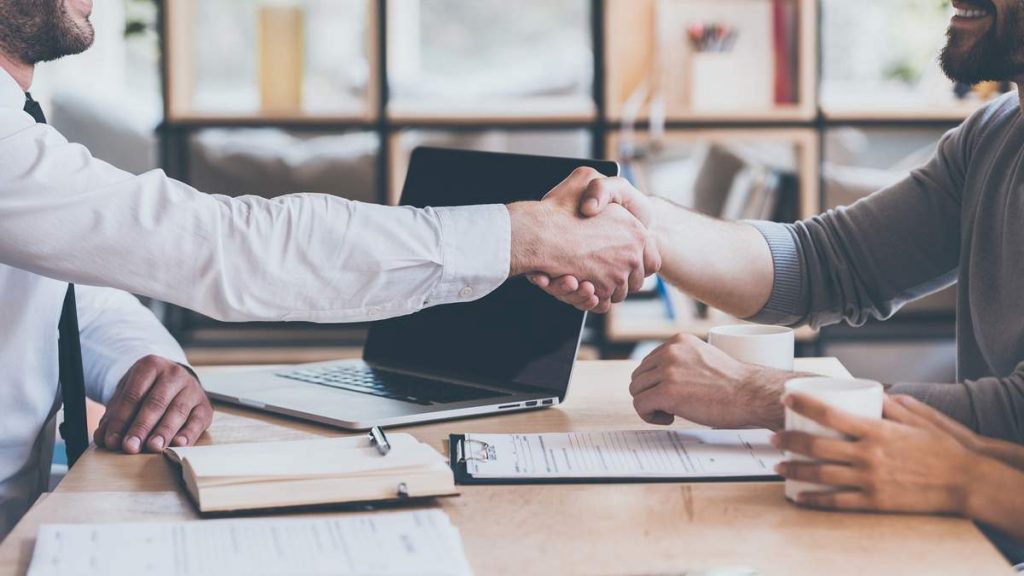 Державна підтримка бізнесу під час енергокризи: як отримати 0% кредит на генератор і до 15 000 грн виплат