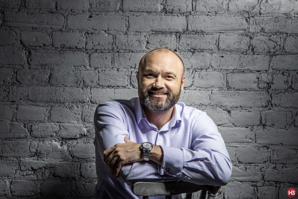 Хто такий Тимур Хромаєв і чому його поява з Зеленським в ОАЕ обурила мережу Хто такий Тимур Хромаєв і чому його поява з Зеленським в ОАЕ обурила мережу