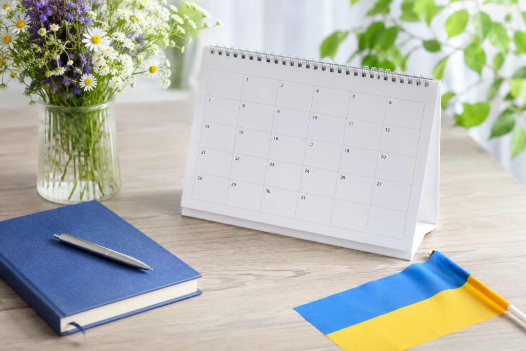 Яке свято 28 червня в Україні: державні дати, церковний календар та іменини