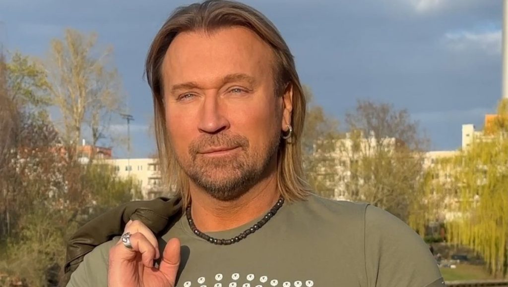 Олег Винник пояснив, чому не приїжджає в Україну під час війни та хто зі зірок його підтримав Олег Винник пояснив, чому не приїжджає в Україну під час війни та хто зі зірок його підтримав