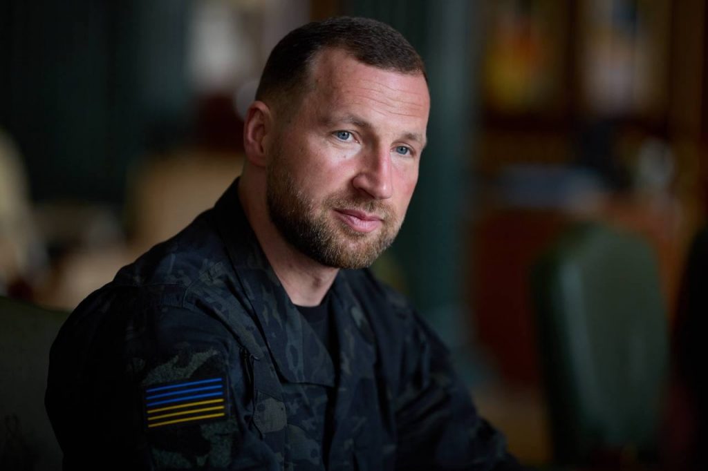Від спецпідрозділу «Альфа» до Міноборони: що відомо про Євгенія Хмару