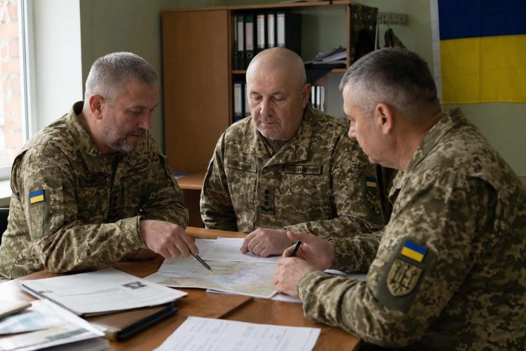 Мобілізація чоловіків 50+: чи справді її припинять з 1 жовтня та кого можуть звільнити з служби